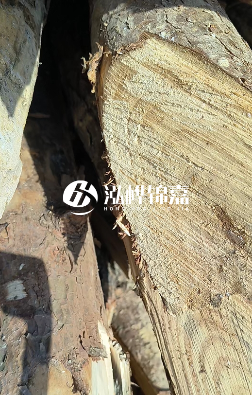 湖南松木樁源頭廠家泓樺錦嘉-5米松木樁比水泥樁便宜多少？