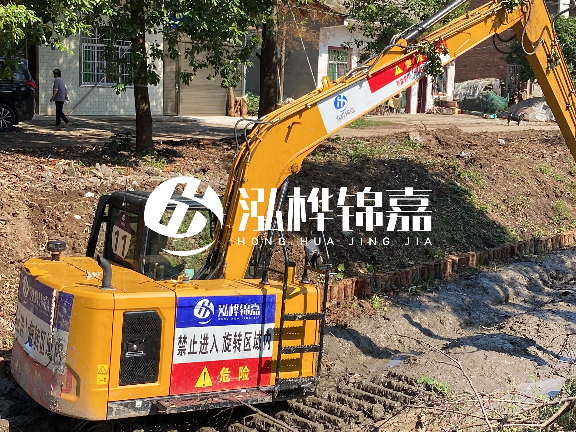 江蘇松木樁廠家泓樺錦嘉 - 6 米小頭 10 公分木樁多少錢(qián)？