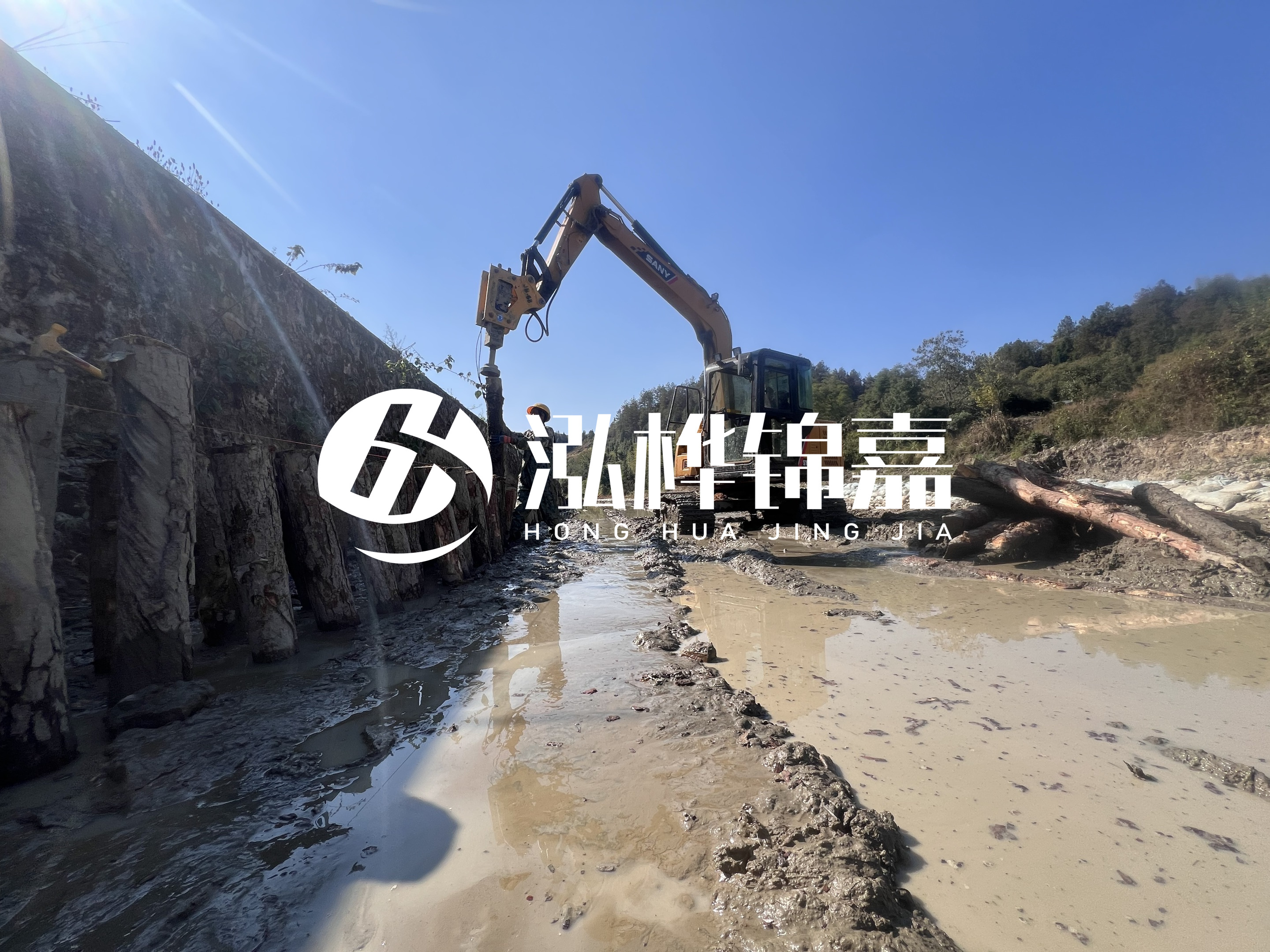 河里打樁起什么作用-河道里打木樁好還是水泥樁好？