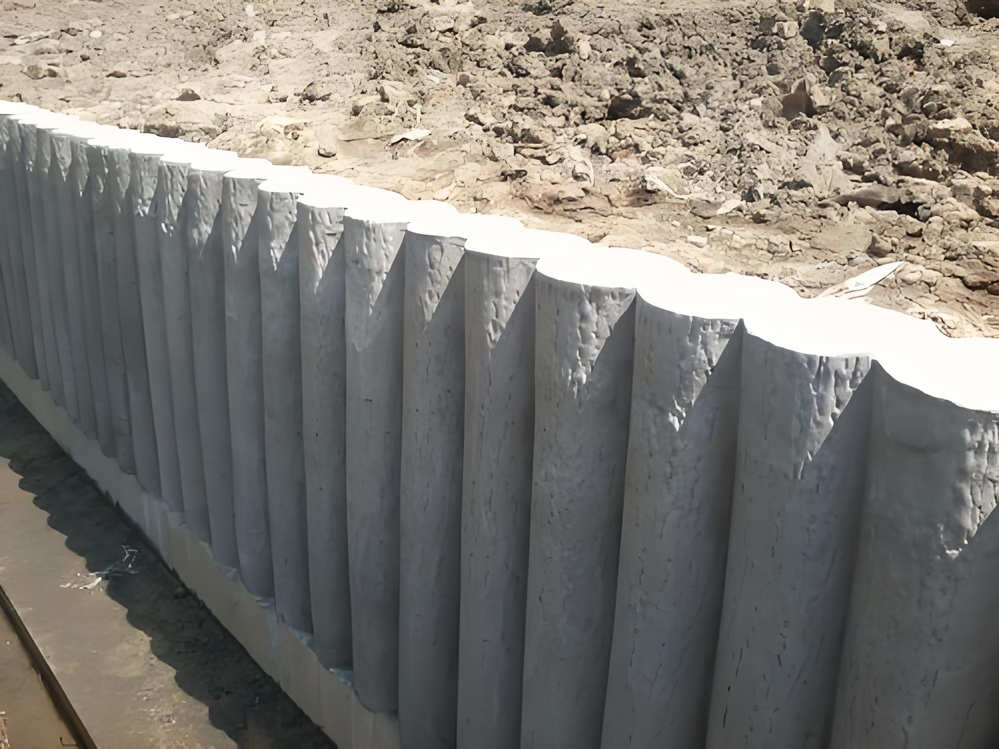 水泥樁批發(fā)廠家泓樺錦嘉-水泥仿木樁的樁適用哪些場景？