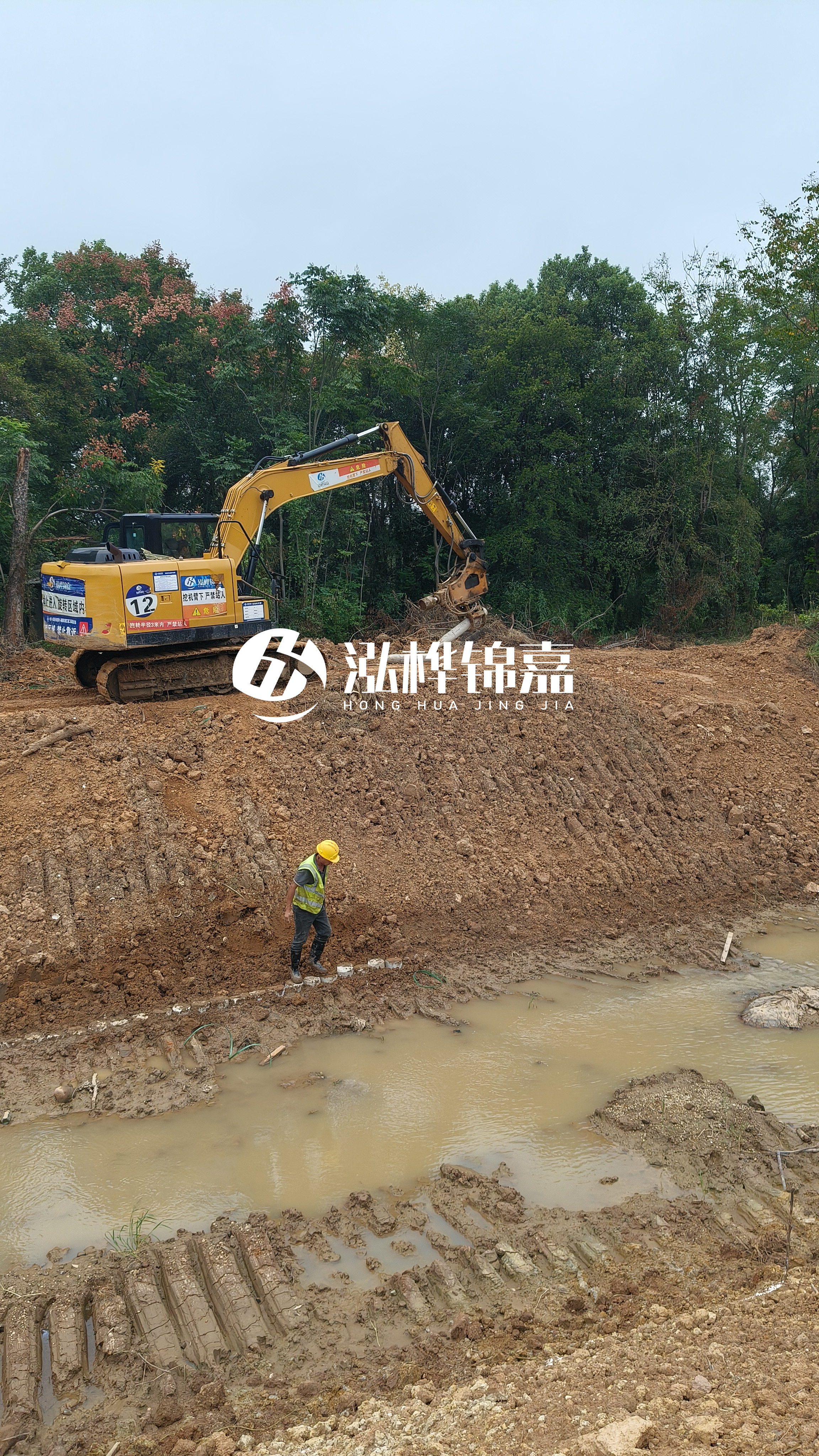 水泥仿木樁施工隊(duì)泓樺錦嘉 - 公園景觀用的水泥仿木樁一般選什么規(guī)格？